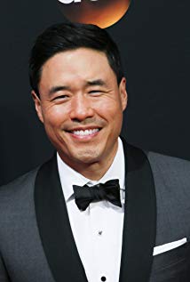 How tall is Randall Park?